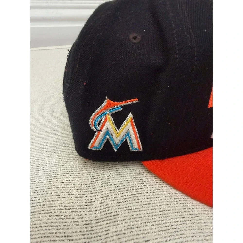 Nike Marlins Snapback Hat Mens 'Miami Knows' MLB 29198X-MR1